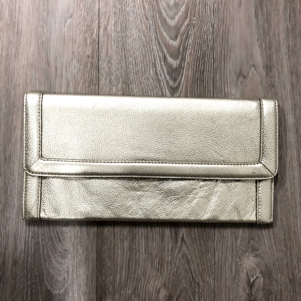 Banana republic clutch